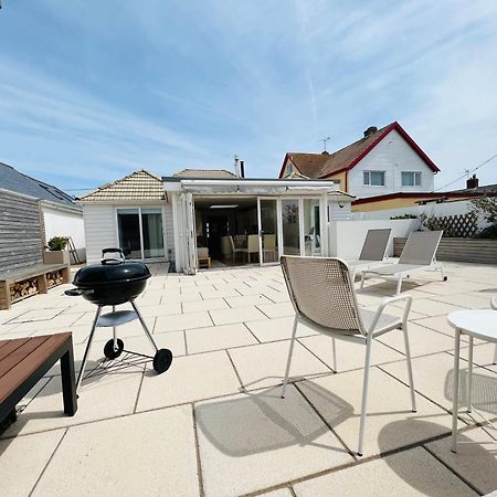 Pass The Keys Fabulous Beach Front Holiday Location Lydd Exterior foto